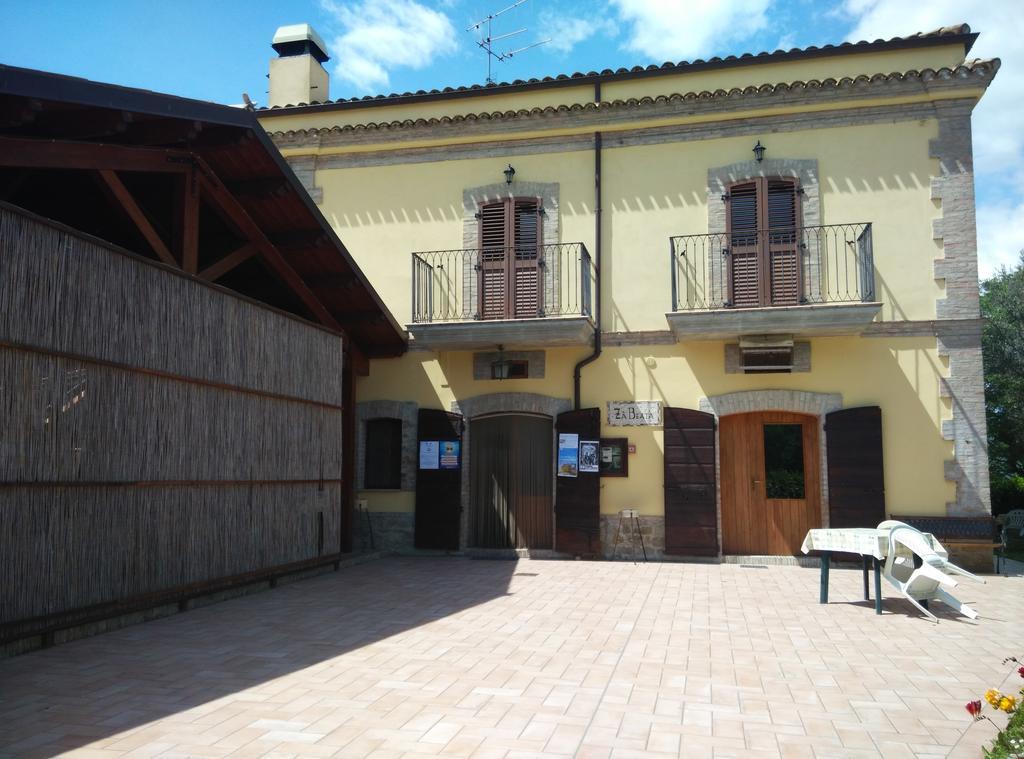 לינה וארוחת בוקר Penna Sant'Andrea Agriturismo Za Beata מראה חיצוני תמונה